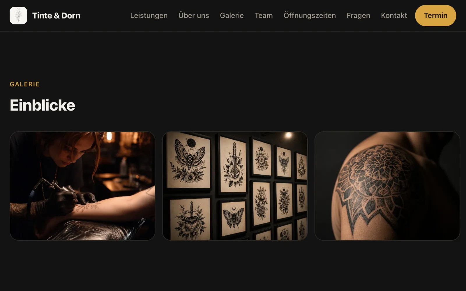 Galerie der Website von Tinte & Dorn mit Fotos von Tattoo-Arbeiten und der Flash-Wand